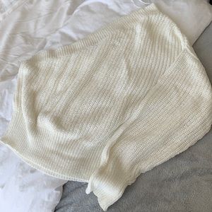 Zara Off shoulder white sweater